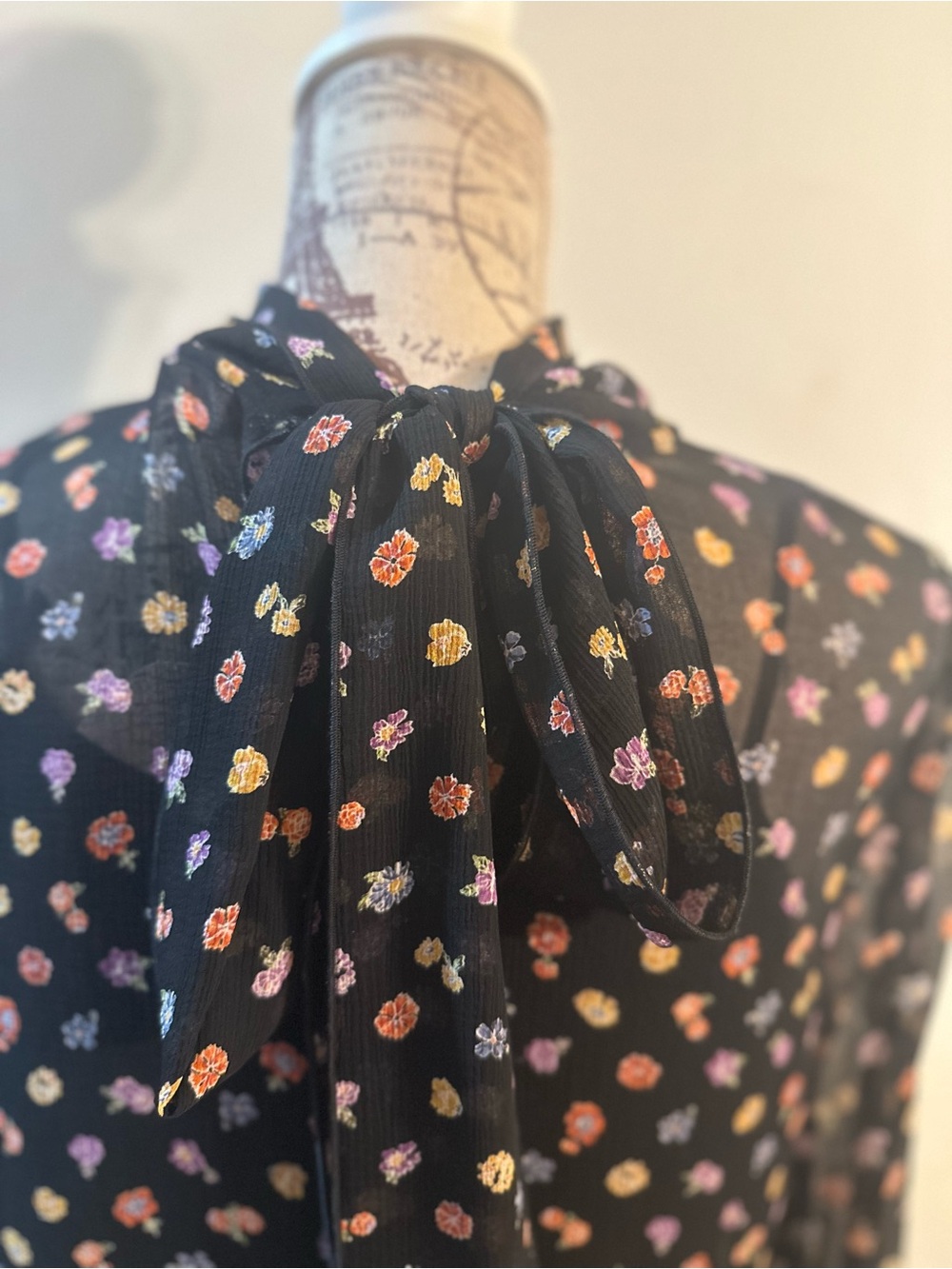 See By Chloe Black Floral High-Neck Sheer Blouse - Picture 7 of 16